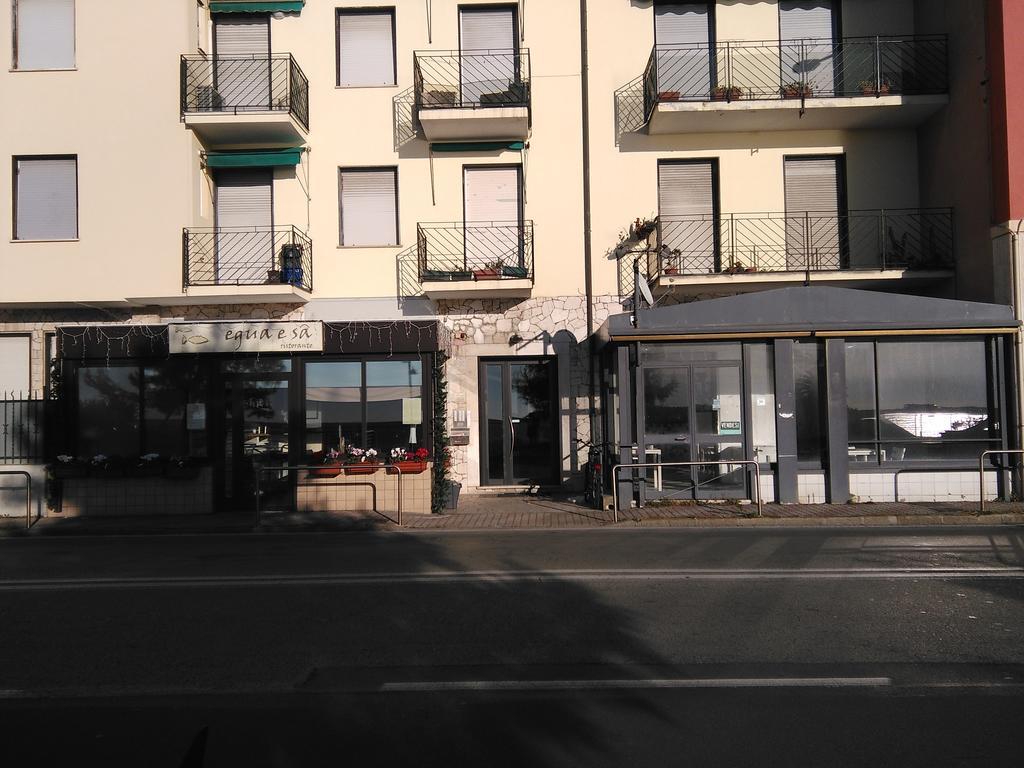 Vedi O' Mare Quant'E Bello Apartment Sestri Levante Ngoại thất bức ảnh